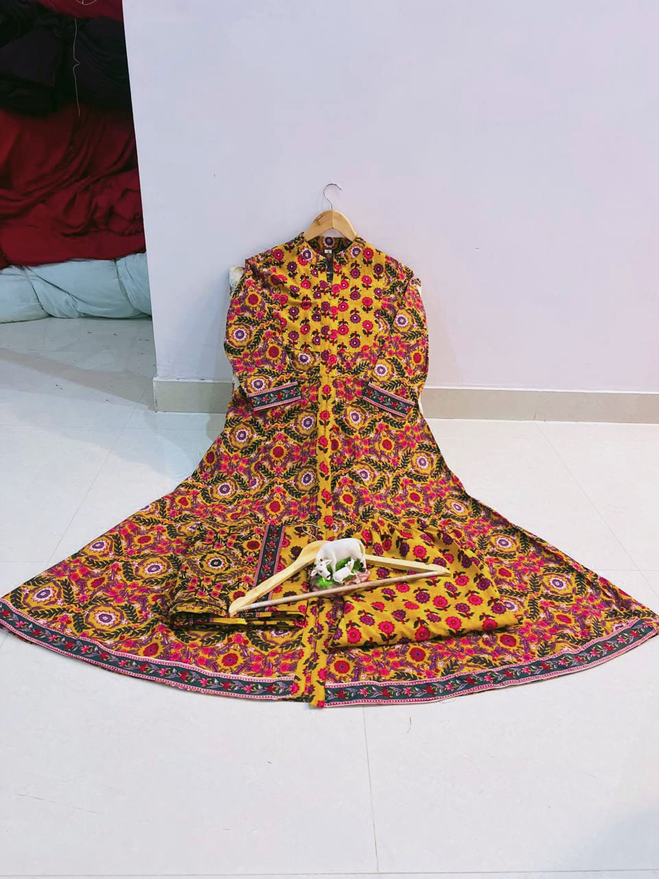 COTTON PRINT HAND WORK ANARKALI KURTI PANT MALMAL DUPATTA ARRIVAL